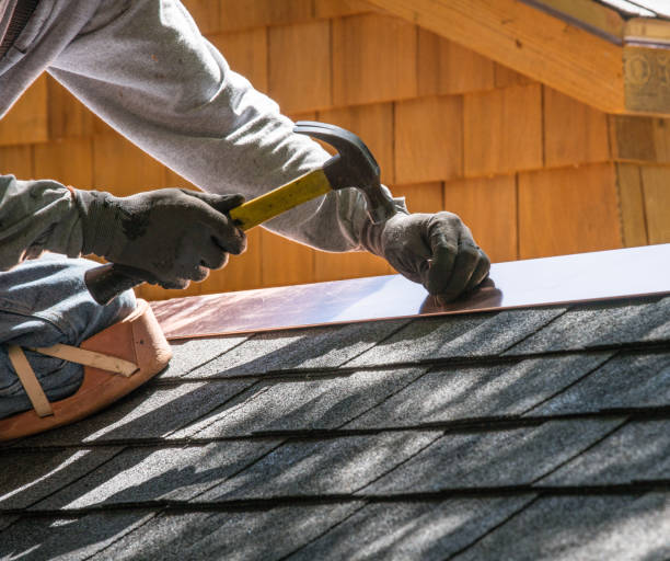Best Residential Roofing Contractor  in Fond Du Lac, WI